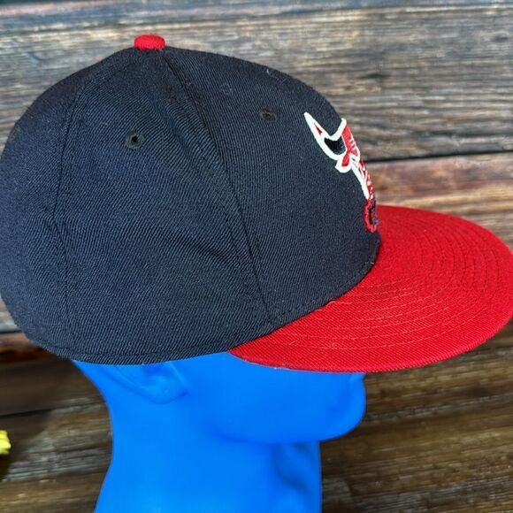 New Era Chicago Bulls Windy City SnapBack Hat - Picture 3 of 8